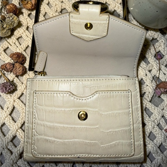 JW Pei Croc Embossed Mini Wallet Clutch Cream ✨ Gold Ring Vegan Leather - Picture 6 of 10